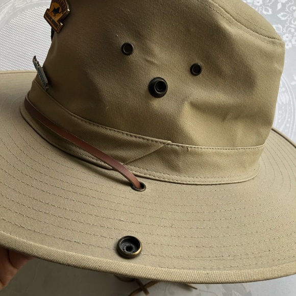Walt Disney World Animal Kingdom Vintage Park Safari Hat With Pins Men’s Size M - Picture 10 of 16